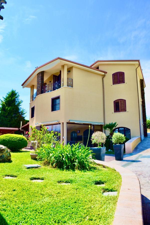 Villa Grisi Partinico Kültér fotó